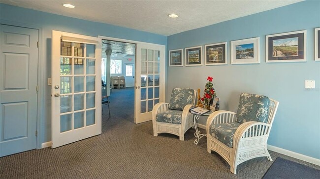 Building Photo - 1611 Clower Creek Dr