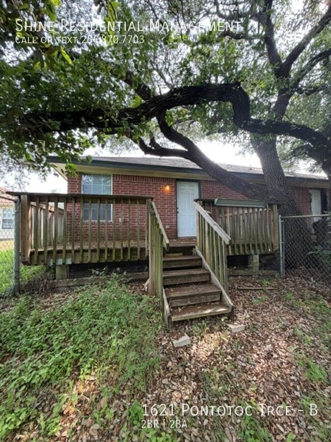 Building Photo - 1621 Pontotoc Trce