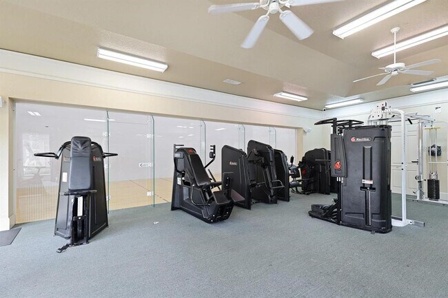 Building Photo - 17106 Carrington Park Dr