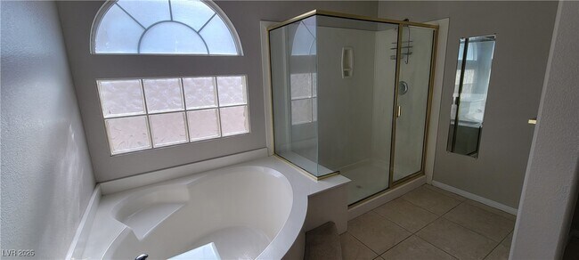 Building Photo - 10585 Medicine Bow St