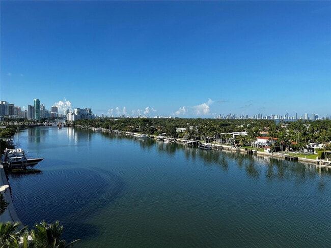 Building Photo - 6700 Indian Creek Dr