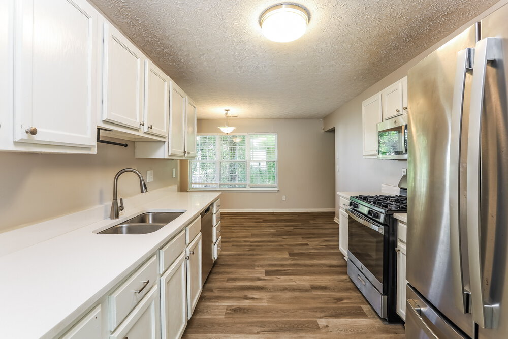 Building Photo - 7144 Springchase Way