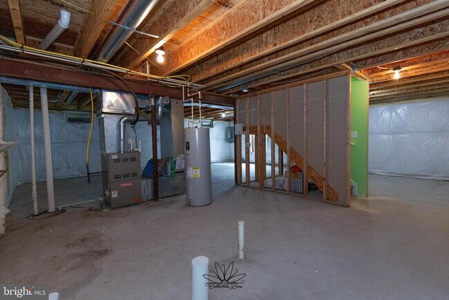 Building Photo - 341 Bullskin St