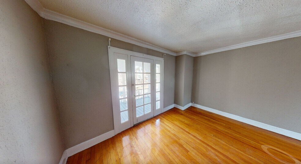 Building Photo - 4333 Roanoke Pkwy