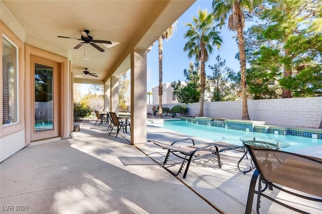 Building Photo - 1870 Columbia Crest Ct