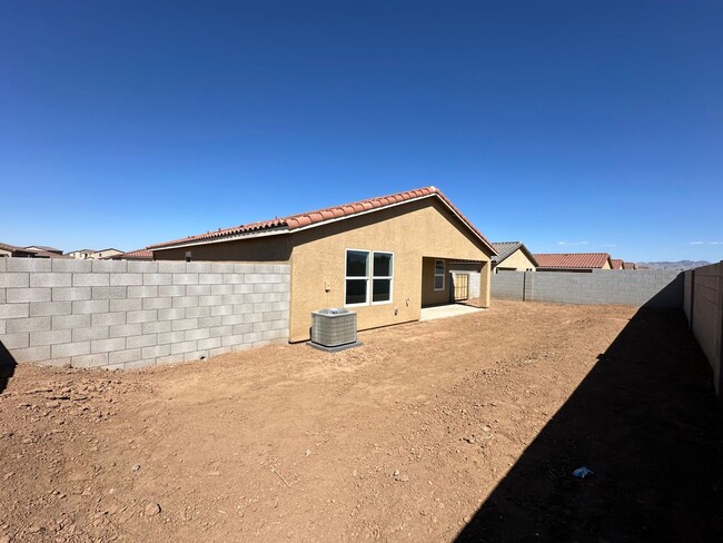 Building Photo - Beautiful New 2024 Construction 3 Bedroom ...