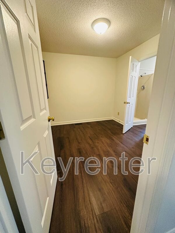 Building Photo - 132 Durwood Rd