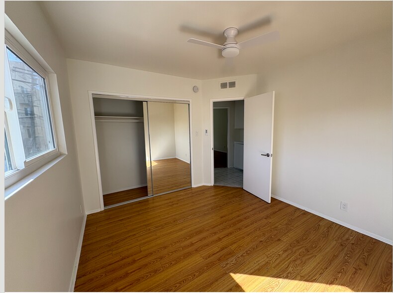 Building Photo - 1326 Amherst Ave