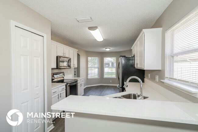 Building Photo - 2569 Blackstone Ct