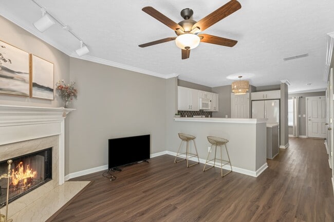 Building Photo - 650 Flintlock Ct