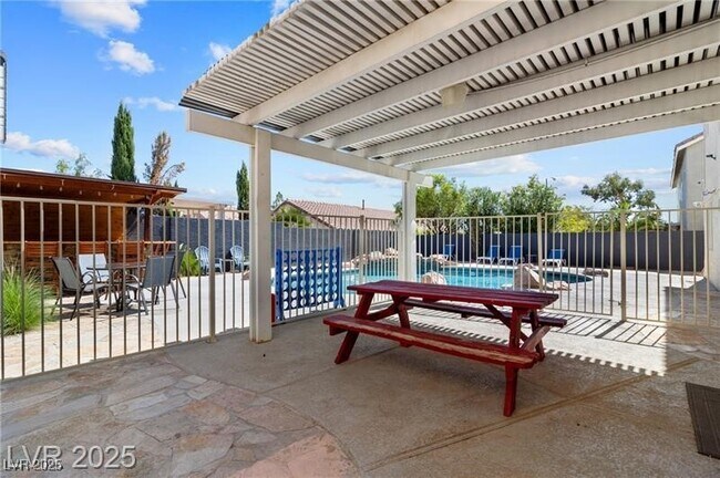 Building Photo - 3580 Teton Hills St