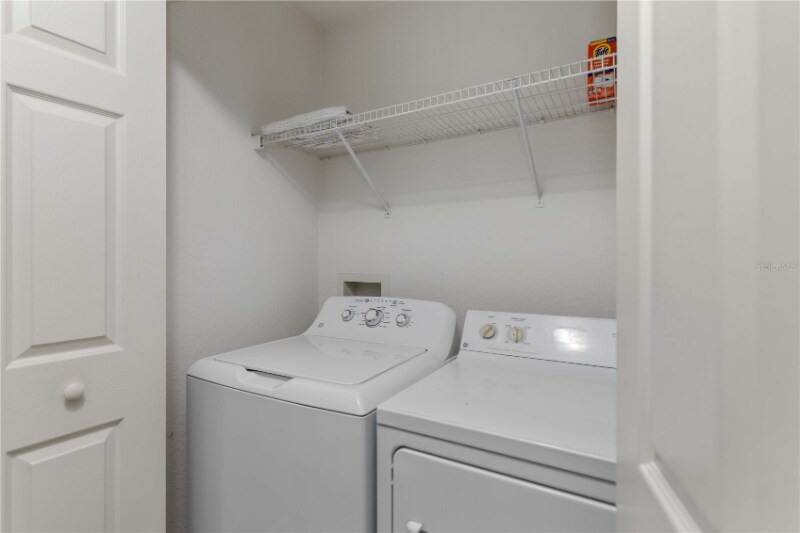 Building Photo - 7428 Vista Way