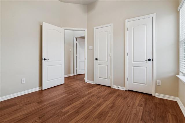 Building Photo - 1206 Antoinette Dr