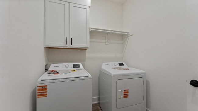 Building Photo - 123 N Banner Ave