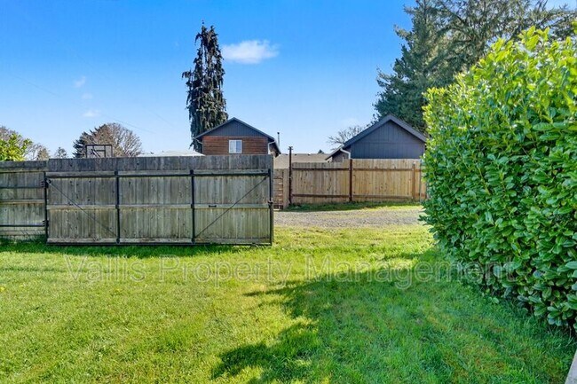 Building Photo - 2350 Cottage St SE