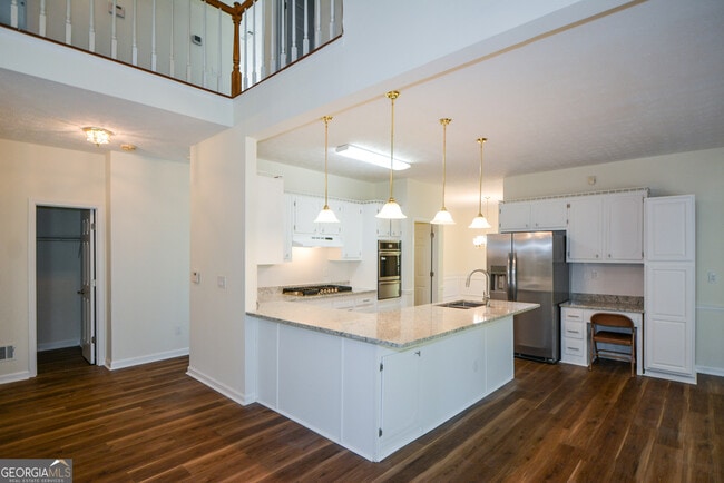 Building Photo - 2972 Hampton Pl