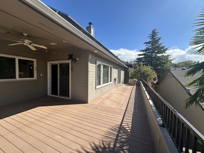 Building Photo - 3226 Chandler Egan Dr