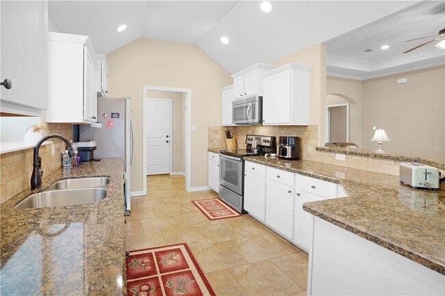Building Photo - 2524 Warkworth Ln