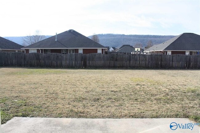 Building Photo - 7010 Thornwood Ln SE