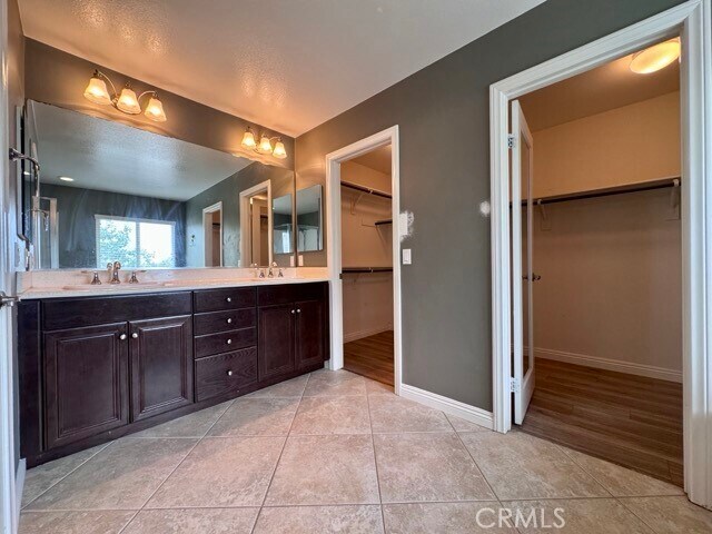 Building Photo - 35889 Wolverine Ln