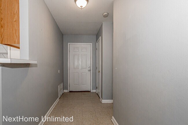 Building Photo - 3 br, 2 bath House - 311 Smith St.