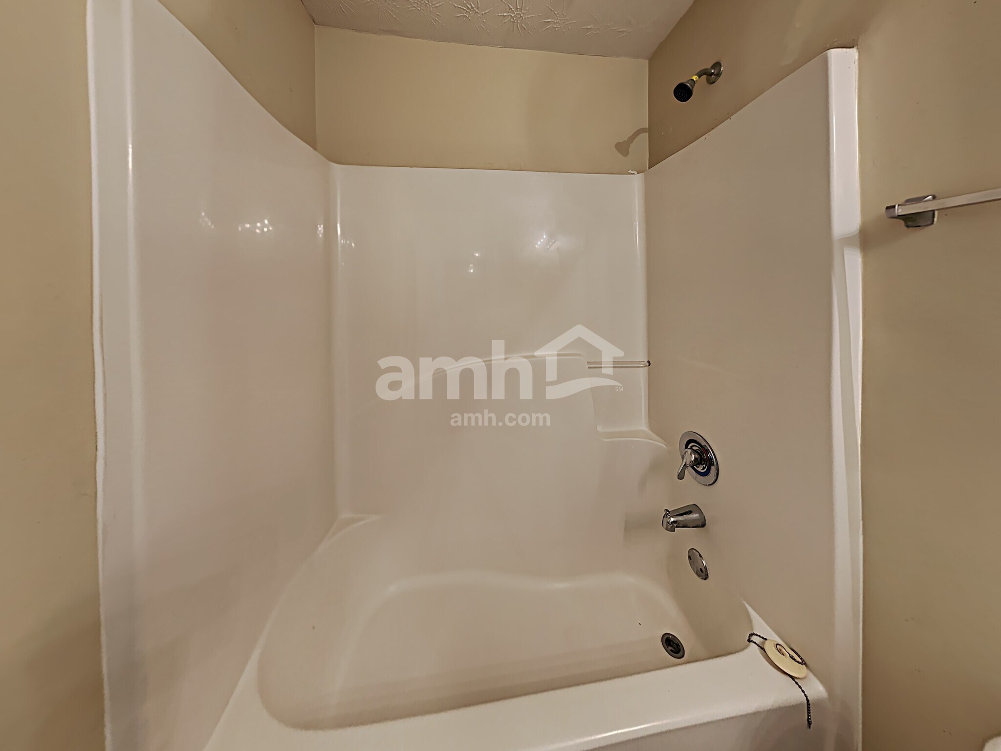 Building Photo - 233 Biltmore Way