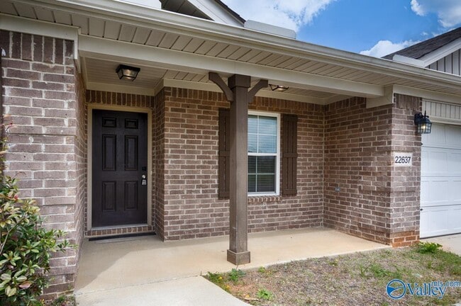 Building Photo - 22637 Quarry Rd