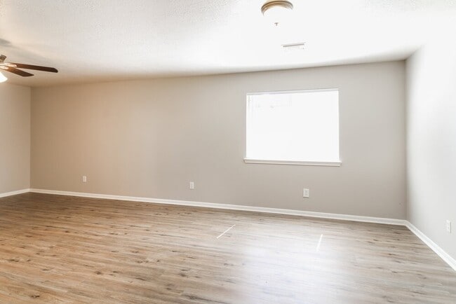 Building Photo - 4815 Gypsy Forest Dr
