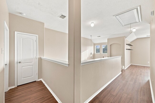 Building Photo - 18810 Lantern Cove Ln