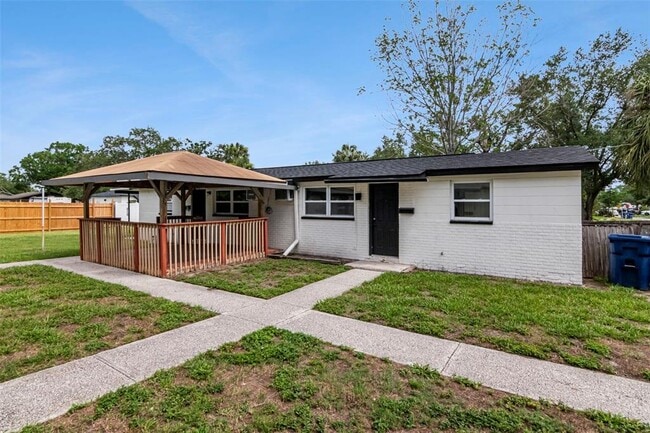 Building Photo - 6713 S Kissimmee St