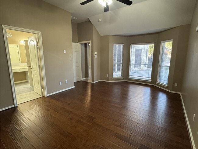 Building Photo - 9903 Edgewood Manor Ct