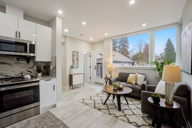 Building Photo - Immaculate NEW CONSTRUCTION Seattle Townhome w/ a Rooftop Deck and Parking Space!