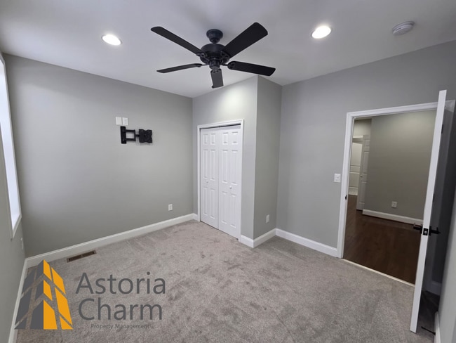 Building Photo - 4 Bedroom Rowhome with Loft Style Primary Suite and Finished Basement