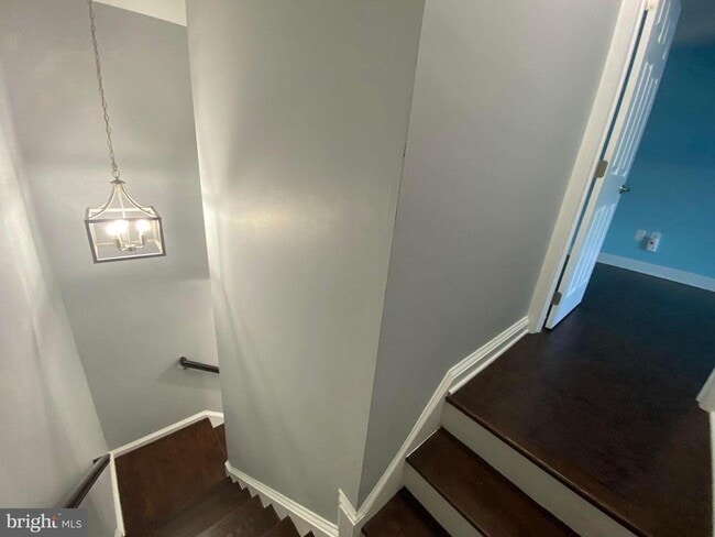 Building Photo - 2256 S Garfield St