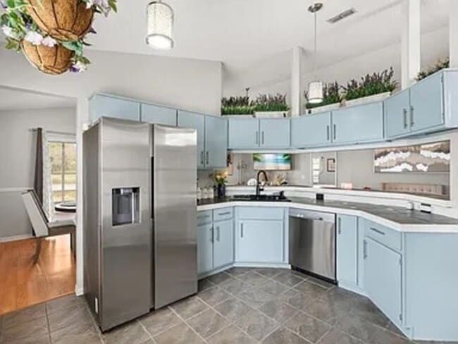 Building Photo - 3114 Dellcrest Pl