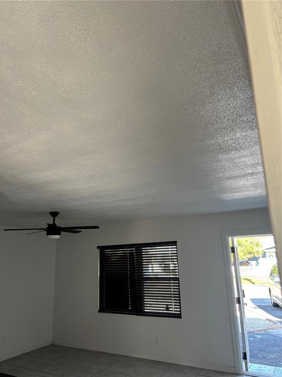 Building Photo - 4006 W Land Ave