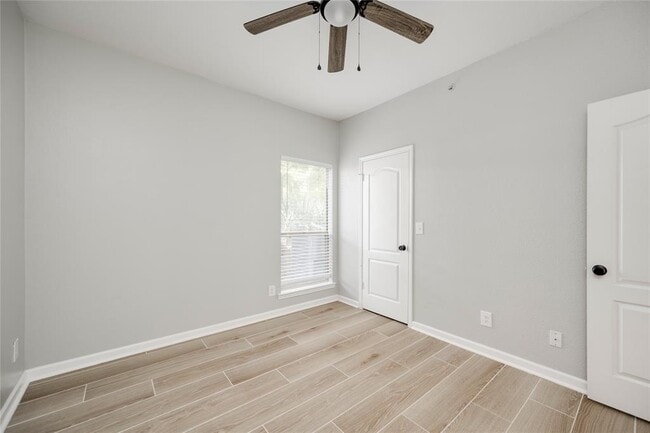 Building Photo - 6000 Shepherd Mountain Cove