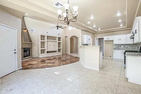 Building Photo - West El Paso Ranch Home