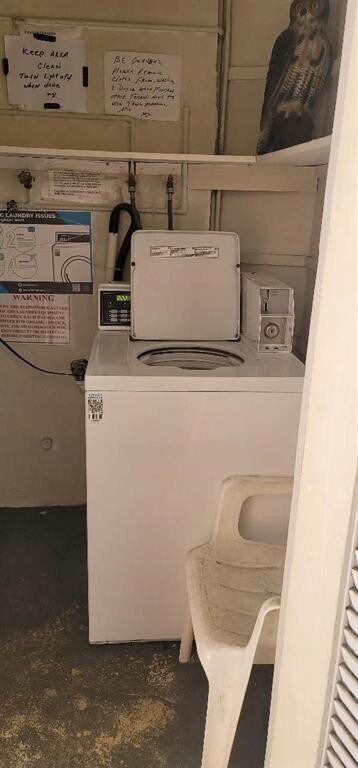 Building Photo - 1401 NE 57th Pl