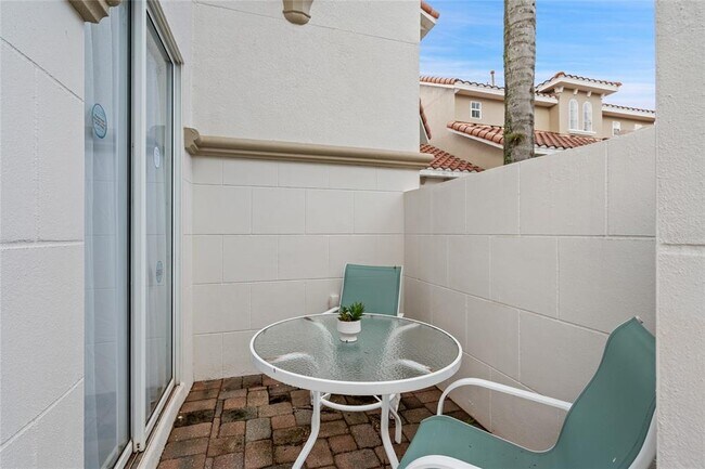 Building Photo - 730 Brunello Dr