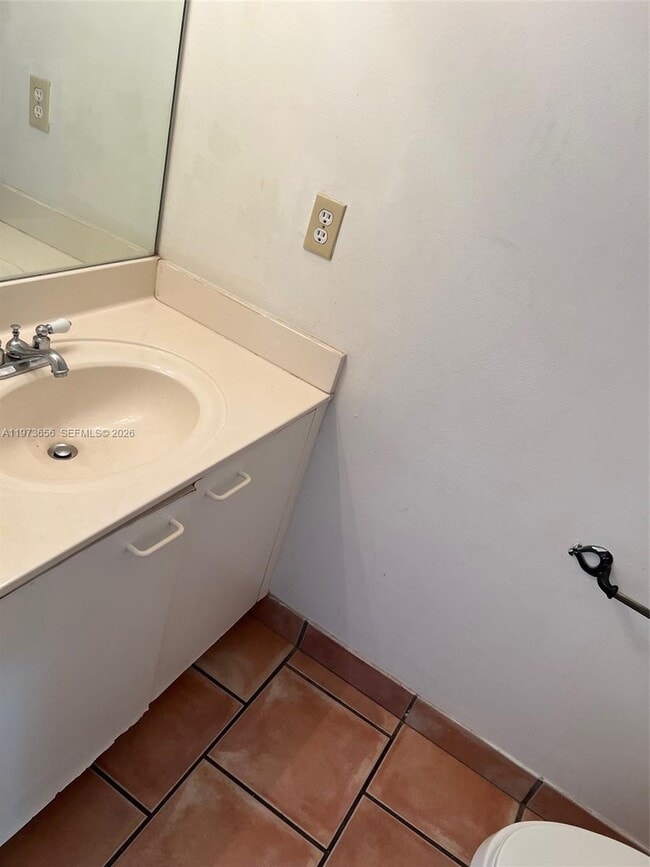 Building Photo - 202 NE 211th Terrace