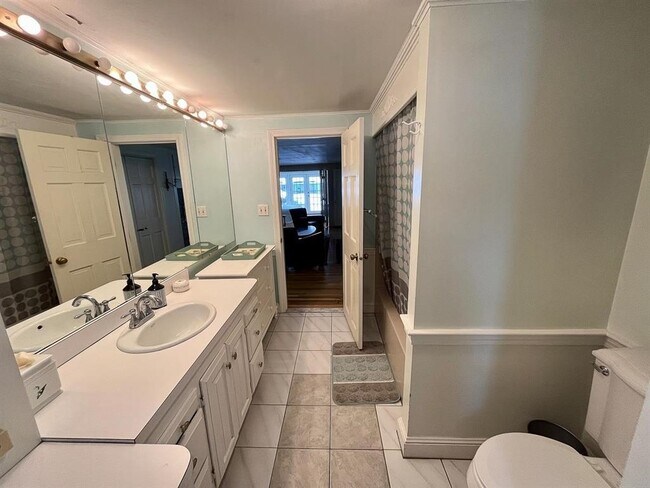 Building Photo - 1315 Mayhew Turnpike