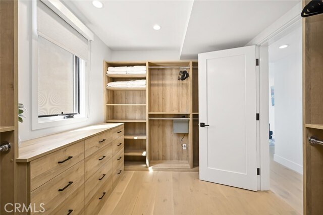 Building Photo - 413 Edgewater Pl