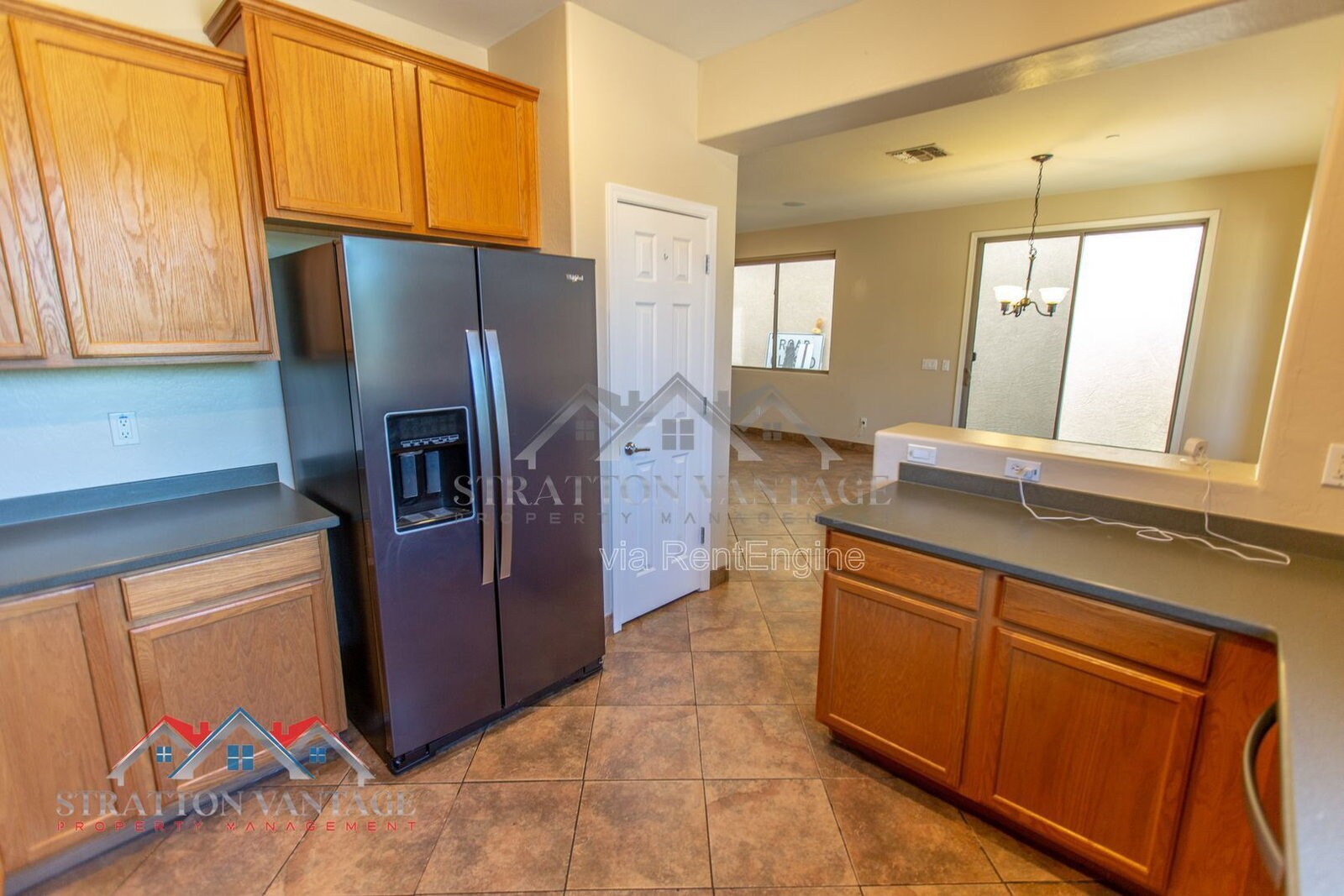 Building Photo - 9136 W Meadow Dr