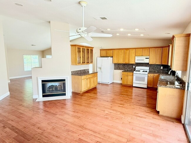 Building Photo - Spacious 3-Bedroom Home with Private Pool in the Desirable Merano Community