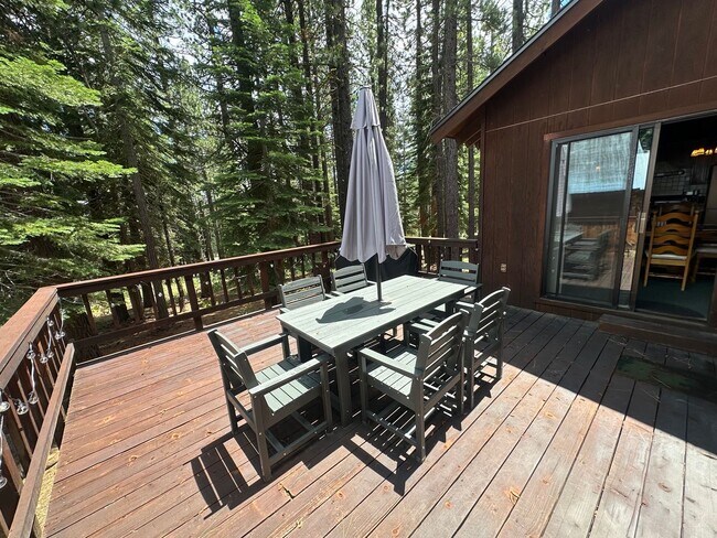 Building Photo - Cozy Ski Lease In Tahoe Donner