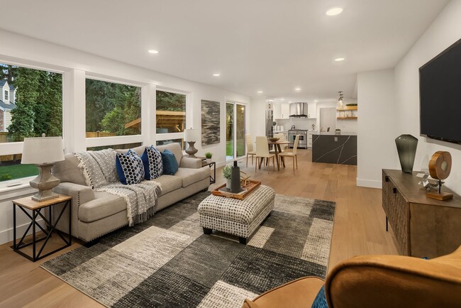 Building Photo - 4Bd/2.5Ba Bellevue House