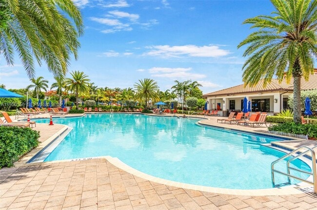 Building Photo - 724 SE 37th Ave