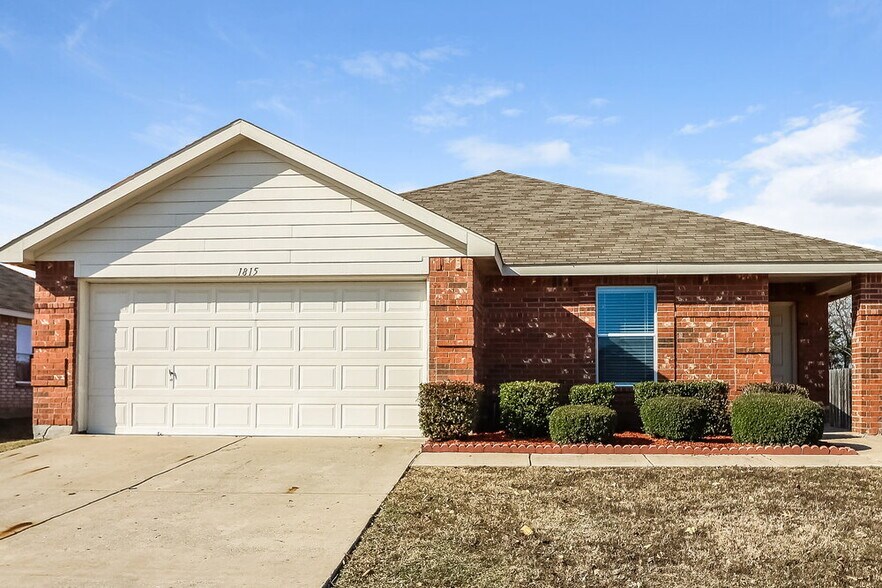 Primary Photo - 1815 Northridge Dr