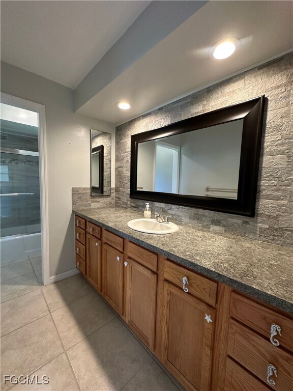 Building Photo - 3606 SE 1st Ave